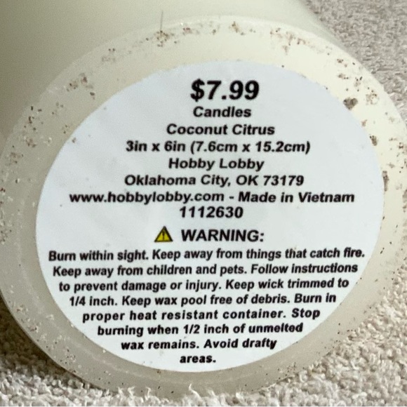 🆕 Darsee & David’s Coconut Citrus Candle 6” New - Picture 3 of 3